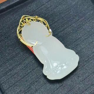 和田玉冰底18k金镶嵌观音挂件编号为ysp6